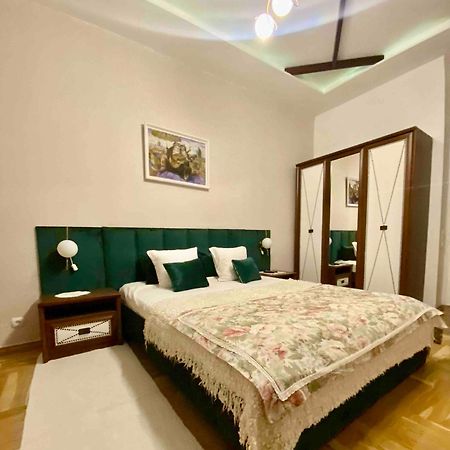 Ferienwohnung Вул Вірменська 20 Не Далеко Від Ж Д Вокзалу Звітні Документи Lemberg Exterior foto